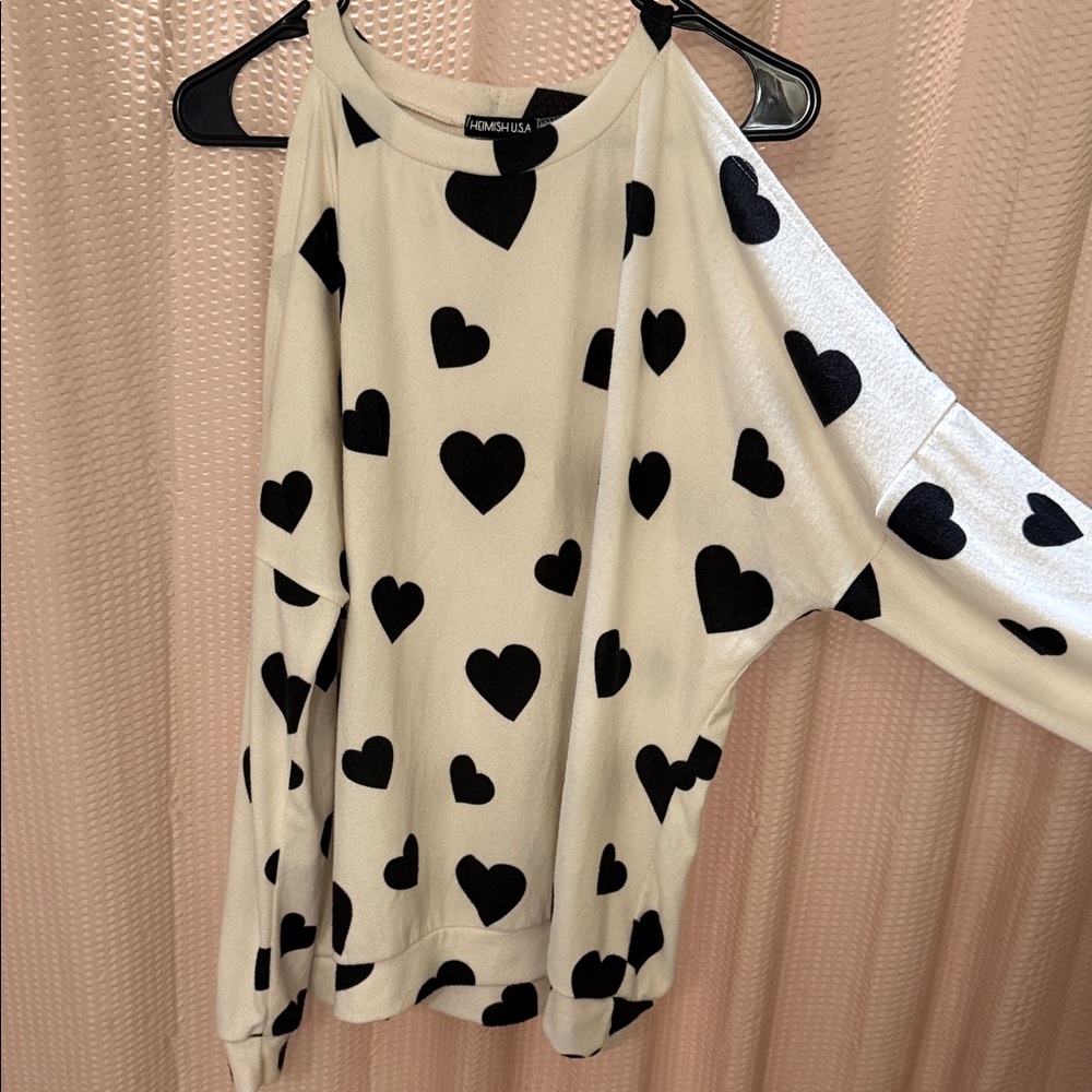 HEIMISH USA Black Heart Print Top